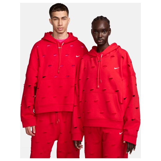 Bluza z kapturem i logo Swoosh Nike x Jacquemus - Czerwony ze sklepu Nike poland w kategorii Bluzy męskie - zdjęcie 170635224