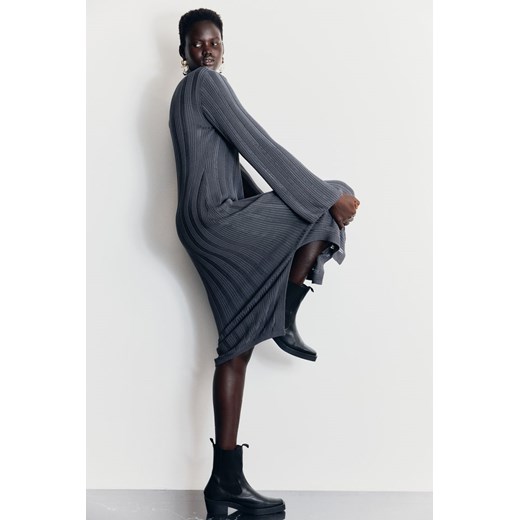 H & M - Dzianinowa sukienka bodycon - Szary ze sklepu H&M w kategorii Sukienki - zdjęcie 170636724
