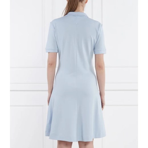 Sukienka Tommy Hilfiger niebieska prosta z krótkimi rękawami 
