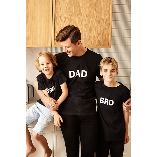 T-shirt chłopięcy czarny z napisem  - BRO Family Concept By 5.10.15. 134 5.10.15