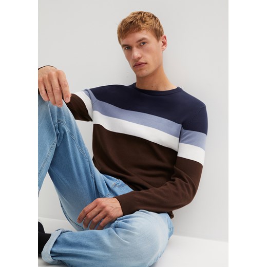 Sweter w wygodnym fasonie ze sklepu bonprix w kategorii Swetry męskie - zdjęcie 170648773