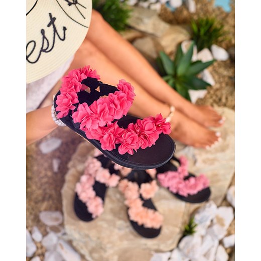 Royalfashion Fuksjowe sandały damskie z kwiatuszkami Alferroy ze sklepu royalfashion.pl w kategorii Sandały damskie - zdjęcie 170661491