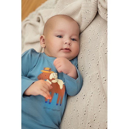 Niebieska bawełniana bluzka niemowlęca z nadrukiem ze sklepu 5.10.15 w kategorii Kaftaniki i bluzki - zdjęcie 170697740