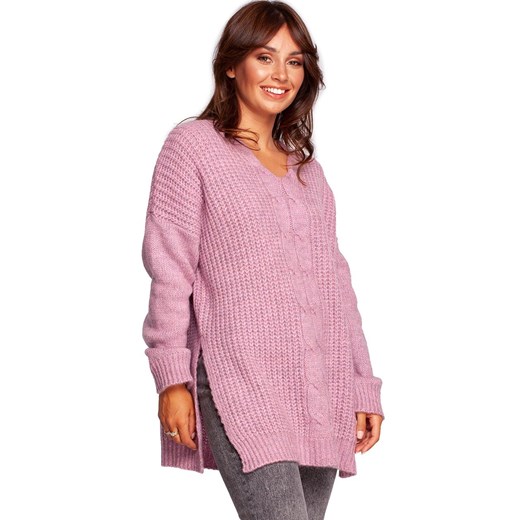 Długi wełniany sweter z dekoltem i rozcięciami różowy BK087, Kolor różowy, S/M promocyjna cena Primodo