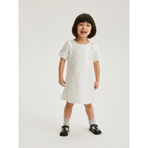 Reserved - Sukienka z cekinami - złamana biel ze sklepu Reserved w kategorii Sukienki dziewczęce - zdjęcie 170721153