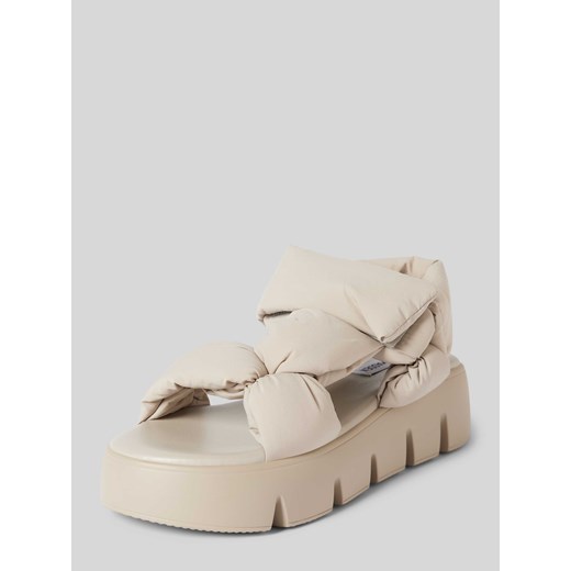 Sandały na platformie w jednolitym kolorze model ‘BONKERS’ ze sklepu Peek&Cloppenburg  w kategorii Sandały damskie - zdjęcie 170728323