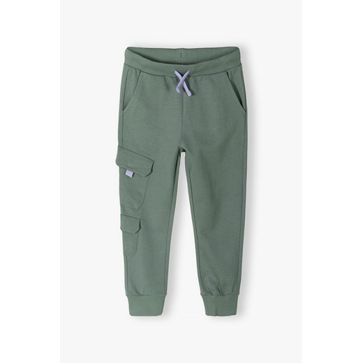 Bawełniane spodnie dresowe dla chłopca khaki - regular fit ze sklepu 5.10.15 w kategorii Spodnie chłopięce - zdjęcie 170730044