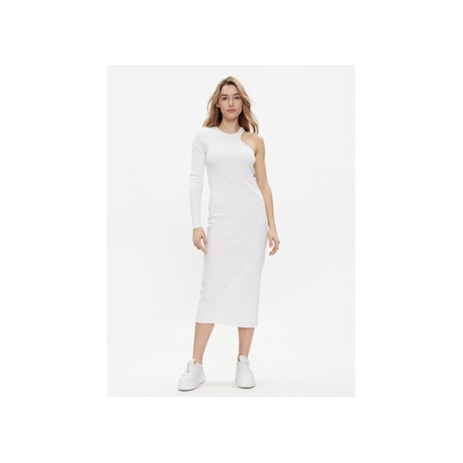 Replay Sukienka dzianinowa W9074.000.23587 Biały Slim Fit ze sklepu MODIVO w kategorii Sukienki - zdjęcie 170752660