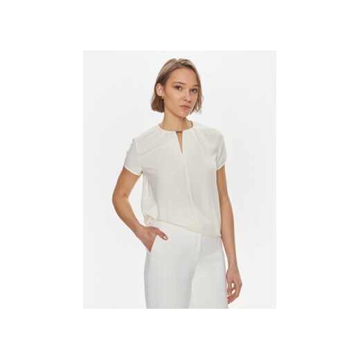 Calvin Klein Bluzka K20K207062 Biały Regular Fit ze sklepu MODIVO w kategorii Bluzki damskie - zdjęcie 170752781