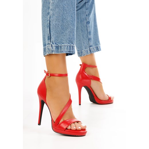 Czerwone sandały na szpilce Ribera Zapatos 35 Zapatos okazja