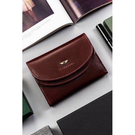 Klasyczny, skórzany portfel damski na zatrzask — Peterson bordowy ze sklepu 5.10.15 w kategorii Portfele damskie - zdjęcie 170772494
