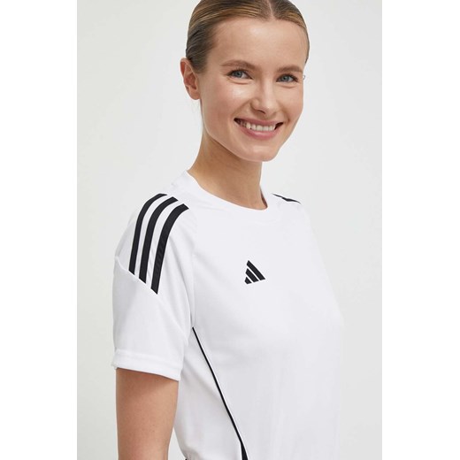 adidas Performance t-shirt treningowy Tiro 24 kolor biały IS1024 ze sklepu ANSWEAR.com w kategorii Bluzki damskie - zdjęcie 170775223