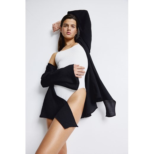 H & M - Sukienka plażowa z wiązaniem - Czarny ze sklepu H&M w kategorii Odzież plażowa - zdjęcie 170809874