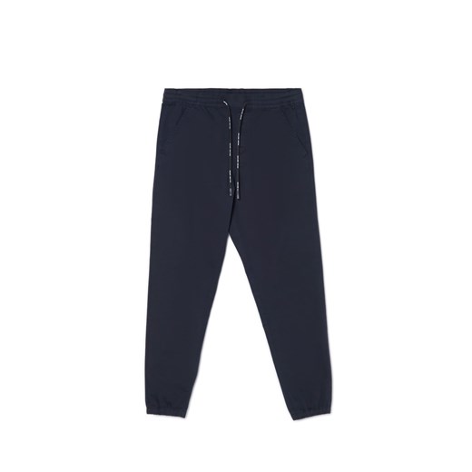 Cropp - Czarne spodnie joggery - czarny ze sklepu Cropp w kategorii Spodnie męskie - zdjęcie 170820343