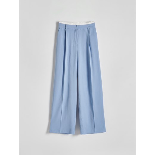 Reserved - Spodnie z lyocellu z bieliźnianą wstawką - jasnoniebieski ze sklepu Reserved w kategorii Spodnie damskie - zdjęcie 170820481
