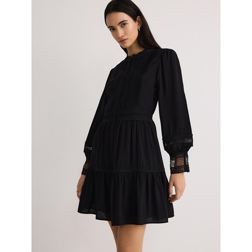 Sukienka Reserved rozkloszowana z wiskozy 