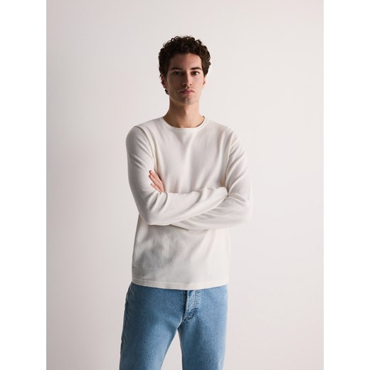 Reserved - Bawełniany sweter - biały ze sklepu Reserved w kategorii Swetry męskie - zdjęcie 170821300