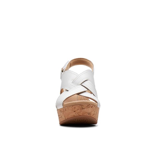 Clarks Skórzane sandały w kolorze białym na koturnie Clarks 37,5 Limango Polska wyprzedaż