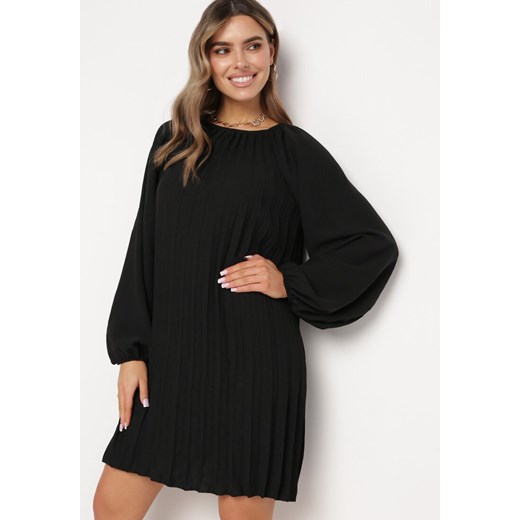 Czarna Plisowana Sukienka z Bufiastymi Rękawami Perlase ze sklepu Born2be Odzież w kategorii Sukienki - zdjęcie 170836411