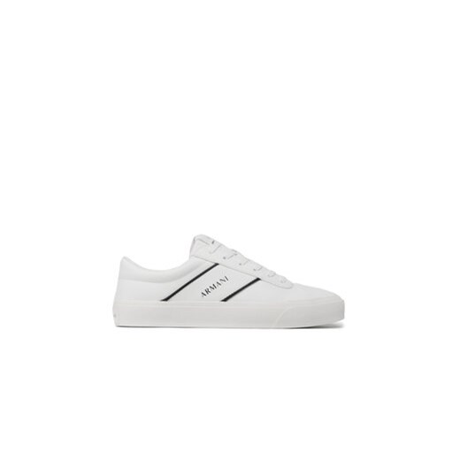 Armani Exchange Sneakersy XUX165 XV758 K488 Biały ze sklepu MODIVO w kategorii Trampki męskie - zdjęcie 170848742