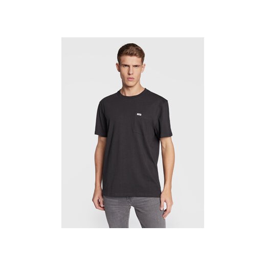 Wrangler T-Shirt W7B8EEXV6 112321200 112321200 Czarny Regular Fit ze sklepu MODIVO w kategorii T-shirty męskie - zdjęcie 170864121