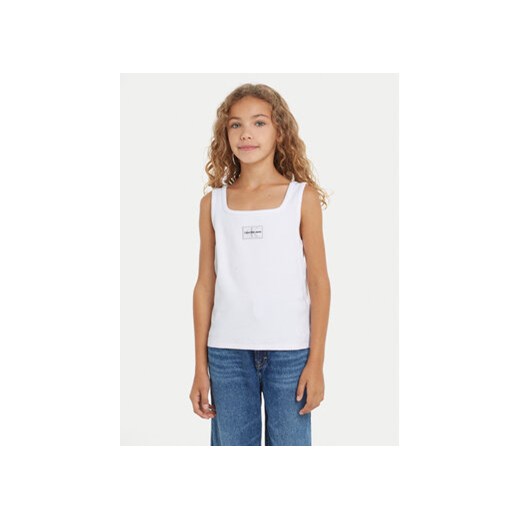 Calvin Klein Jeans Top Badge IG0IG02440 Biały Regular Fit ze sklepu MODIVO w kategorii Bluzki dziewczęce - zdjęcie 170878681