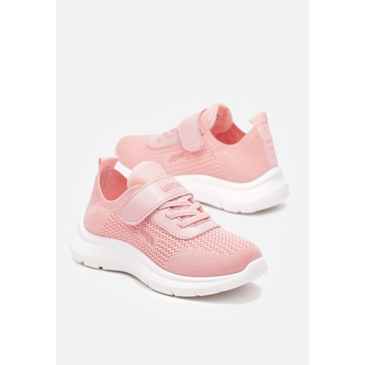 Buty sportowe dziecięce Born2be różowe na rzepy 