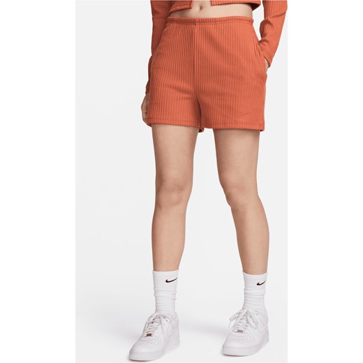 Damskie prążkowane spodenki z wysokim stanem Nike Sportswear Chill Knit 7,5 cm - Pomarańczowy ze sklepu Nike poland w kategorii Szorty - zdjęcie 170914573