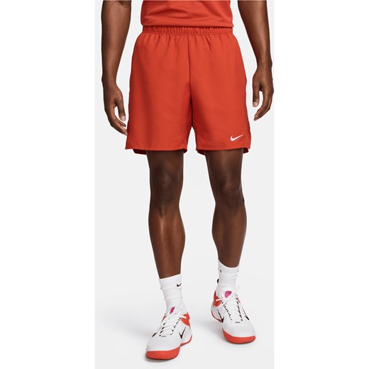 Męskie spodenki tenisowe Dri-FIT NikeCourt Victory 18 cm - Pomarańczowy ze sklepu Nike poland w kategorii Spodenki męskie - zdjęcie 170914624