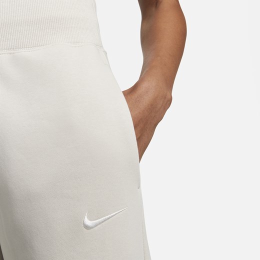 Spodnie damskie Nike dresowe na wiosnę w sportowym stylu 