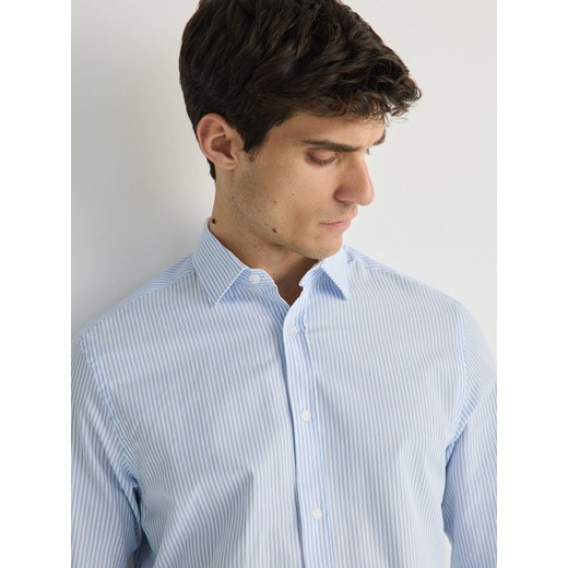 Reserved - Bawełniana koszula regular fit - biały ze sklepu Reserved w kategorii Koszule męskie - zdjęcie 170922142