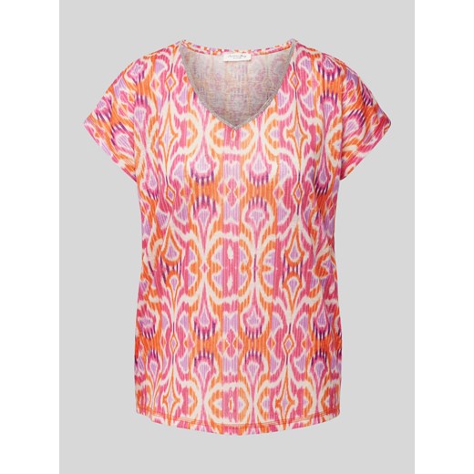 T-shirt ze wzorem na całej powierzchni i dekoltem w serek ze sklepu Peek&Cloppenburg  w kategorii Bluzki damskie - zdjęcie 170932234