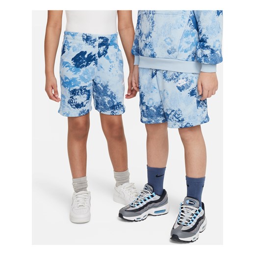 Spodenki z dzianiny dresowej dla dużych dzieci Nike Sportswear Club Fleece - Niebieski ze sklepu Nike poland w kategorii Spodenki chłopięce - zdjęcie 170947571