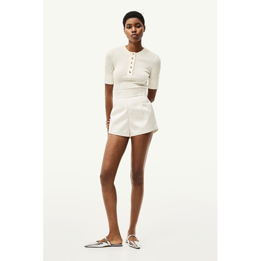 H & M - Mini szorty z błyszczącego diagonalu - Biały ze sklepu H&M w kategorii Szorty - zdjęcie 170948604