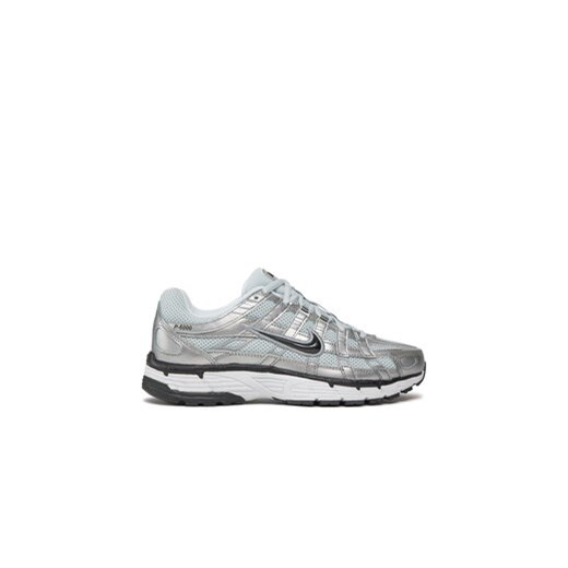 Nike Sneakersy P-600 FD9876 101 Srebrny ze sklepu MODIVO w kategorii Buty sportowe damskie - zdjęcie 170951640