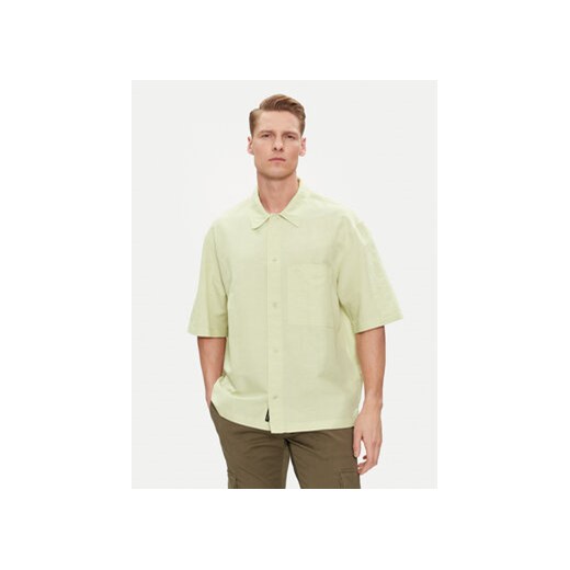 Calvin Klein Jeans Koszula J30J325173 Zielony Relaxed Fit ze sklepu MODIVO w kategorii Koszule męskie - zdjęcie 170952193