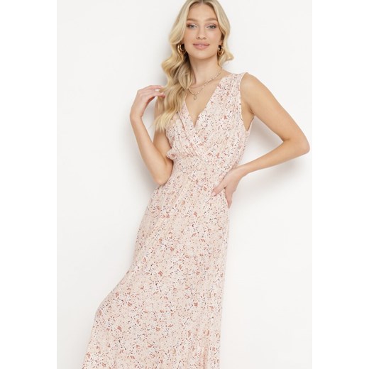 Różowa Bawełniana Sukienka z Kopertowym Dekoltem Asymetrycznym Dołem i Gumką w L promocja Born2be Odzież