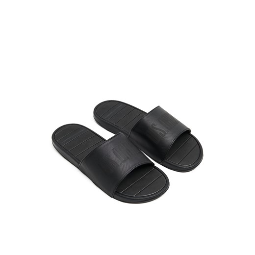 Cropp - Czarne klapki na basen - czarny ze sklepu Cropp w kategorii Klapki męskie - zdjęcie 170971072