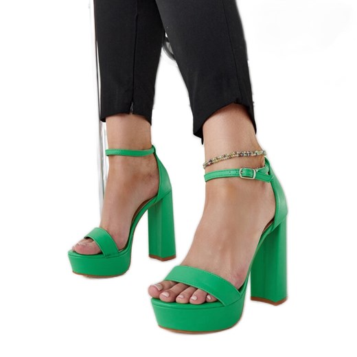 Zielone sandały na wysokim słupku Sille ze sklepu ButyModne.pl w kategorii Sandały damskie - zdjęcie 170994013