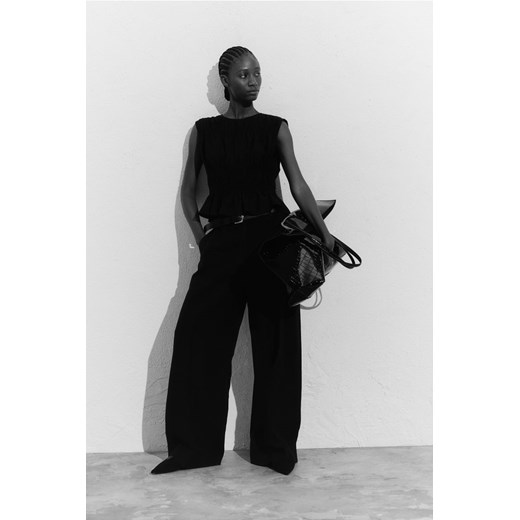 Bluzka damska H & M z długim rękawem czarna 