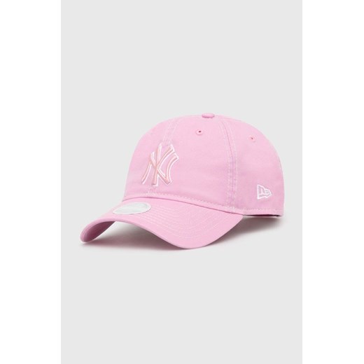 New Era czapka z daszkiem bawełniana 9Forty New York Yankees kolor różowy z aplikacją 60434987 ze sklepu PRM w kategorii Czapki z daszkiem damskie - zdjęcie 171011771
