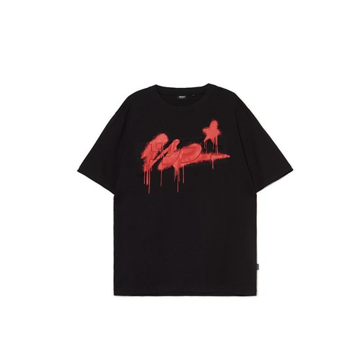 Cropp - Czarna koszulka z nadrukiem - czarny ze sklepu Cropp w kategorii T-shirty męskie - zdjęcie 171014894