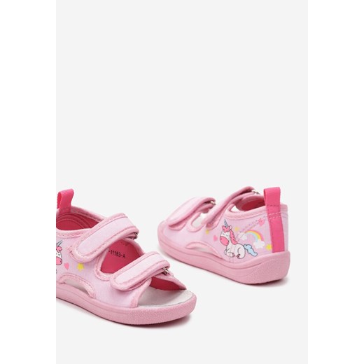 Kapcie dziecięce Born2be na rzepy 