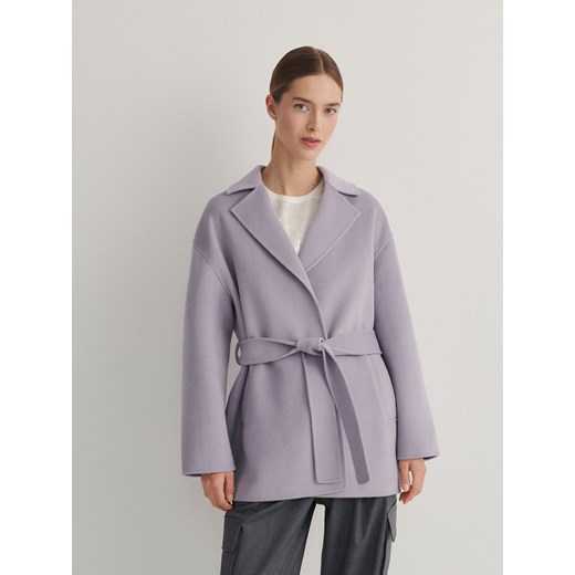 Reserved - Wełniany płaszcz z paskiem - lawendowy ze sklepu Reserved w kategorii Płaszcze damskie - zdjęcie 171025852