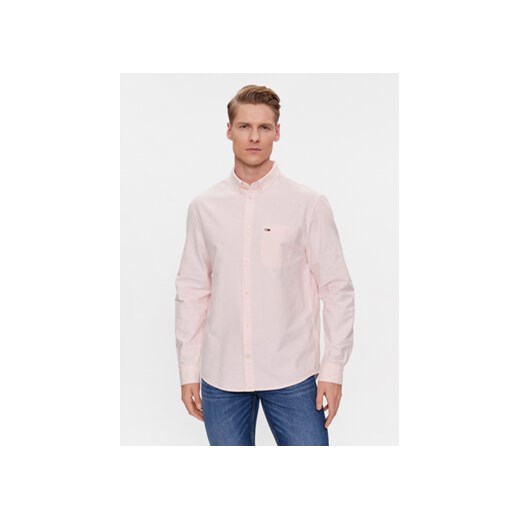 Tommy Jeans Koszula Oxford DM0DM18335 Różowy Regular Fit ze sklepu MODIVO w kategorii Koszule męskie - zdjęcie 171027233