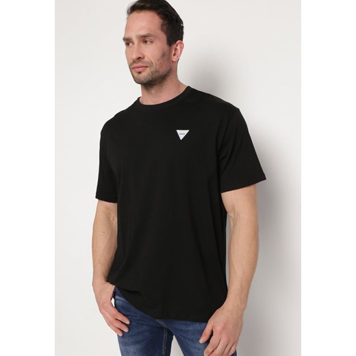 Czarna Klasyczna Koszulka z Bawełny Zanfira ze sklepu Born2be Odzież w kategorii T-shirty męskie - zdjęcie 171029052
