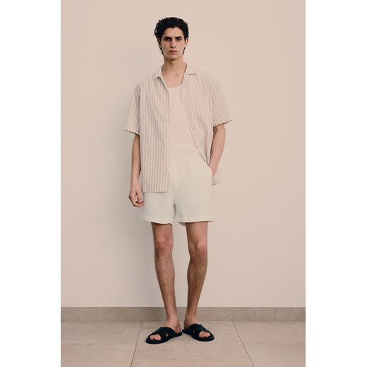 H & M - Lniane szorty Regular Fit - Biały ze sklepu H&M w kategorii Spodenki męskie - zdjęcie 171032910