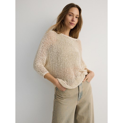 Reserved - Sweter o luźnym splocie - kremowy ze sklepu Reserved w kategorii Bluzki damskie - zdjęcie 171046094