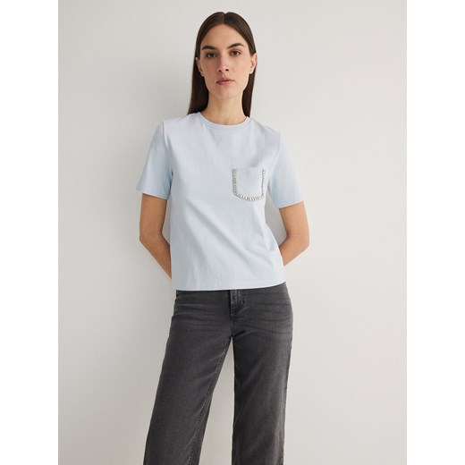 Reserved - T-shirt z ozdobną kieszenią - jasnoniebieski ze sklepu Reserved w kategorii Bluzki damskie - zdjęcie 171046364