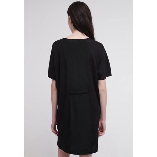 Selected Femme SFPURI Sukienka z dżerseju black zalando  bez wzorów/nadruków